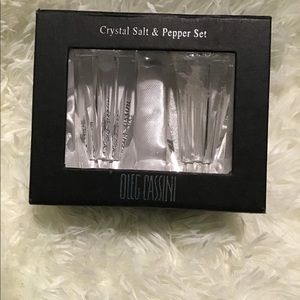 Oleg Cassini Crystal salt & pepper set New